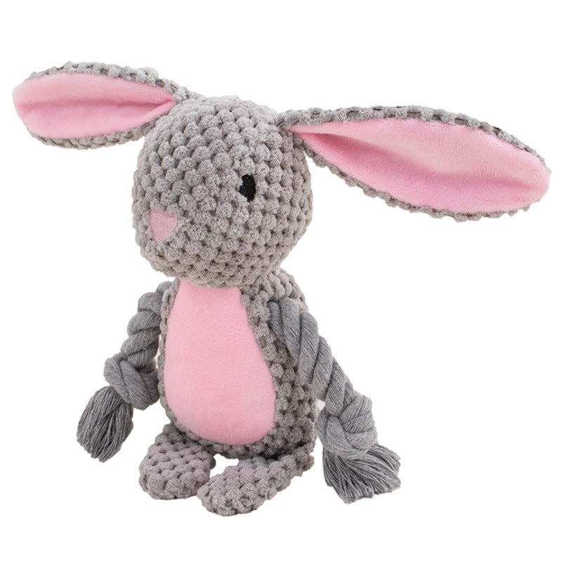 Hugo Hase von Treupfote mit langen Schlappohren, in denen Knisterfolie steckt